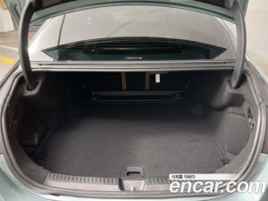 Mercedes-Benz E-Class E300 4MATIC Exclusive 2025 года из Южной Кореи