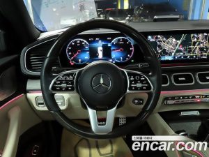 Mercedes-Benz GLS-Class GLS400d 4MATIC 2023 года из Южной Кореи