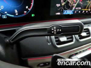 Mercedes-Benz GLS-Class GLS400d 4MATIC 2023 года из Южной Кореи