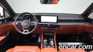 Kia K5 Signature 2025 года из Южной Кореи