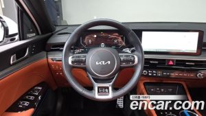 Kia K5 Signature 2025 года из Южной Кореи