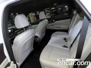 Kia Sorento HEV 1.6 2WD 2024 года из Южной Кореи