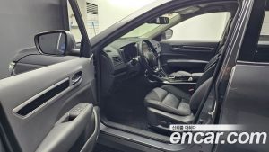 Renault-KoreaSamsung QM6 2.0 GDe RE 2WD 2026 года из Южной Кореи