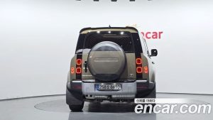 Land Rover Defender 110 D250 SE 2023 года из Южной Кореи