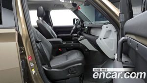 Land Rover Defender 110 D250 SE 2023 года из Южной Кореи