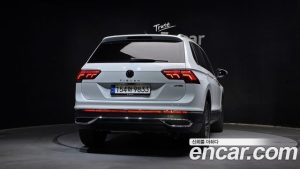 Volkswagen Tiguan 2.0 TDI 4 Prestige 2023 года из Южной Кореи