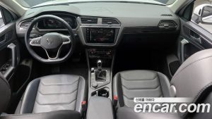 Volkswagen Tiguan 2.0 TDI 4 Prestige 2023 года из Южной Кореи