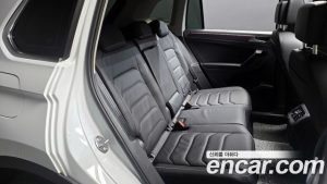 Volkswagen Tiguan 2.0 TDI 4 Prestige 2023 года из Южной Кореи