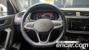 Volkswagen Tiguan 2.0 TDI 4 Prestige 2023 года из Южной Кореи