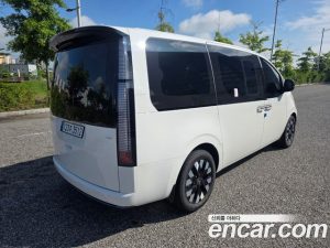 Hyundai Staria 4WD Lounge 7-Seater 2025 года из Южной Кореи