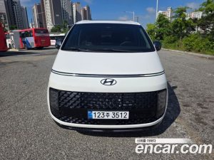 Hyundai Staria 4WD Lounge 7-Seater 2025 года из Южной Кореи