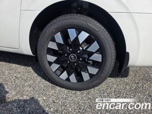 Hyundai Staria 4WD Lounge 7-Seater 2025 года из Южной Кореи