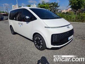 Hyundai Staria 4WD Lounge 7-Seater 2025 года из Южной Кореи