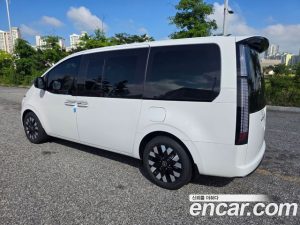 Hyundai Staria 4WD Lounge 7-Seater 2025 года из Южной Кореи