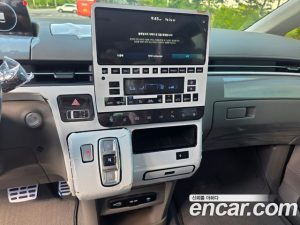 Hyundai Staria 4WD Lounge 7-Seater 2025 года из Южной Кореи