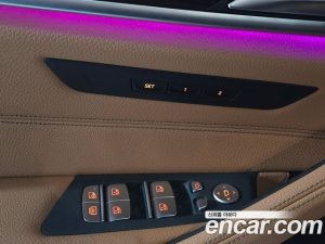 BMW 5-Series 520i Luxury 2023 года из Южной Кореи