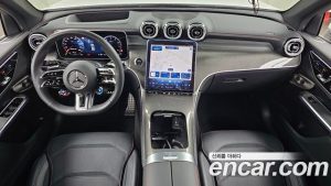 Mercedes-Benz GLC-Class AMG GLC43 4MATIC 2025 года из Южной Кореи