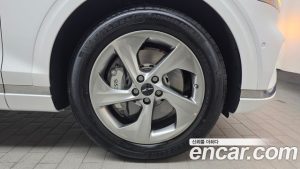 Genesis GV70 2.5T Бензин AWD 2025 года из Южной Кореи