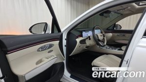 Genesis GV70 2.5T Бензин AWD 2025 года из Южной Кореи