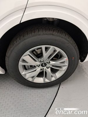 Genesis GV70 2.5T Бензин 2WD 2026 года из Южной Кореи