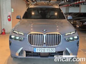 BMW X7 xDrive 40i M Sport 6 2023 года из Южной Кореи