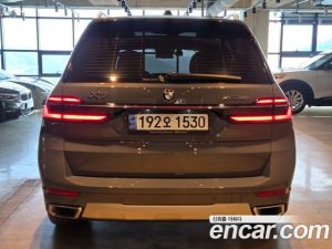 BMW X7 xDrive 40i M Sport 6 2023 года из Южной Кореи