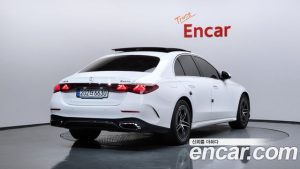 Mercedes-Benz E-Class E300 4MATIC AMG Line 2024 года из Южной Кореи