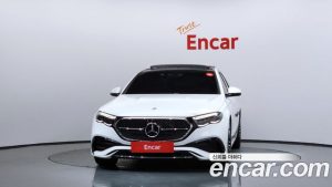 Mercedes-Benz E-Class E300 4MATIC AMG Line 2024 года из Южной Кореи