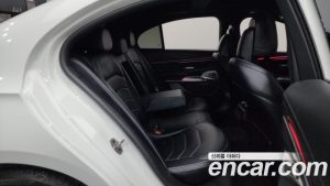 Mercedes-Benz E-Class E300 4MATIC AMG Line 2024 года из Южной Кореи