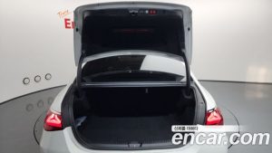 Mercedes-Benz E-Class E300 4MATIC AMG Line 2024 года из Южной Кореи