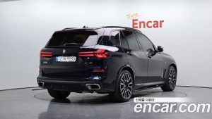 BMW X5 xDrive 40i M Sport 2024 года из Южной Кореи