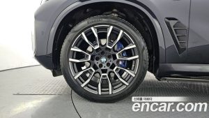 BMW X5 xDrive 40i M Sport 2024 года из Южной Кореи