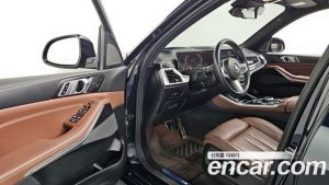 BMW X5 xDrive 40i M Sport 2024 года из Южной Кореи