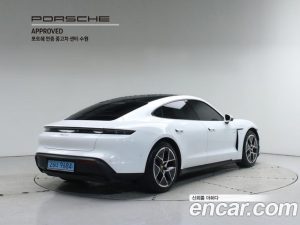 Porsche Taycan Base 2025 года из Южной Кореи