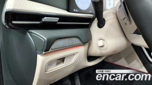 Genesis GV80 2.5T Бензин AWD 2024 года из Южной Кореи