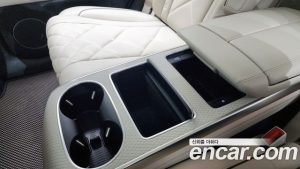 Genesis GV80 2.5T Бензин AWD 2024 года из Южной Кореи