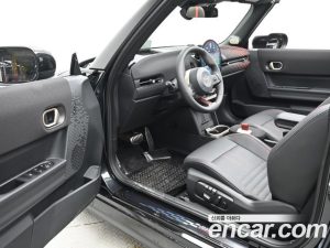 Mini Cooper Convertible JCW 2026 года из Южной Кореи