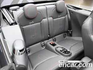 Mini Cooper Convertible JCW 2026 года из Южной Кореи
