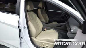 Hyundai AVANTE 1.6 2026 года из Южной Кореи