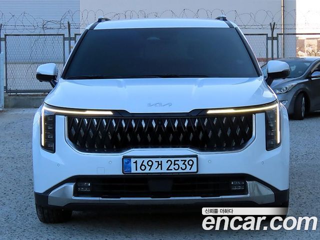 Kia Canival Бензин 7-Seater Noblesse 2024 года из Кореи