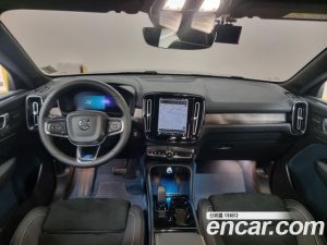 Volvo C40 Twin ULTIMATE 2024 года из Южной Кореи
