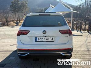Volkswagen Tiguan 2.0 TDI 4 Prestige 2023 года из Южной Кореи