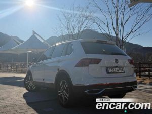 Volkswagen Tiguan 2.0 TDI 4 Prestige 2023 года из Южной Кореи