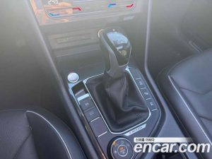 Volkswagen Tiguan 2.0 TDI 4 Prestige 2023 года из Южной Кореи