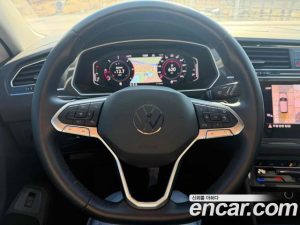 Volkswagen Tiguan 2.0 TDI 4 Prestige 2023 года из Южной Кореи