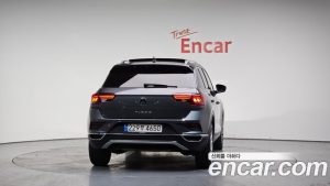 Volkswagen T-Roc 2.0 TDI Premium 2022 года из Южной Кореи