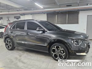 Kia Niro Signature 2024 года из Южной Кореи