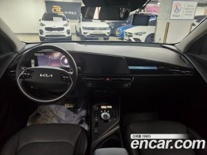 Kia Niro Signature 2024 года из Южной Кореи