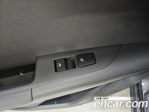 Kia Niro Signature 2024 года из Южной Кореи