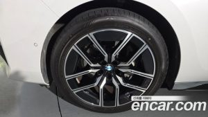BMW 7-Series 740d xDrive M Sport 2025 года из Южной Кореи
